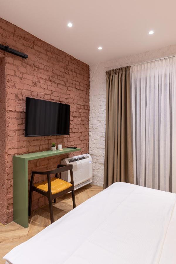 Vater Apartments Tirana Bagian luar foto