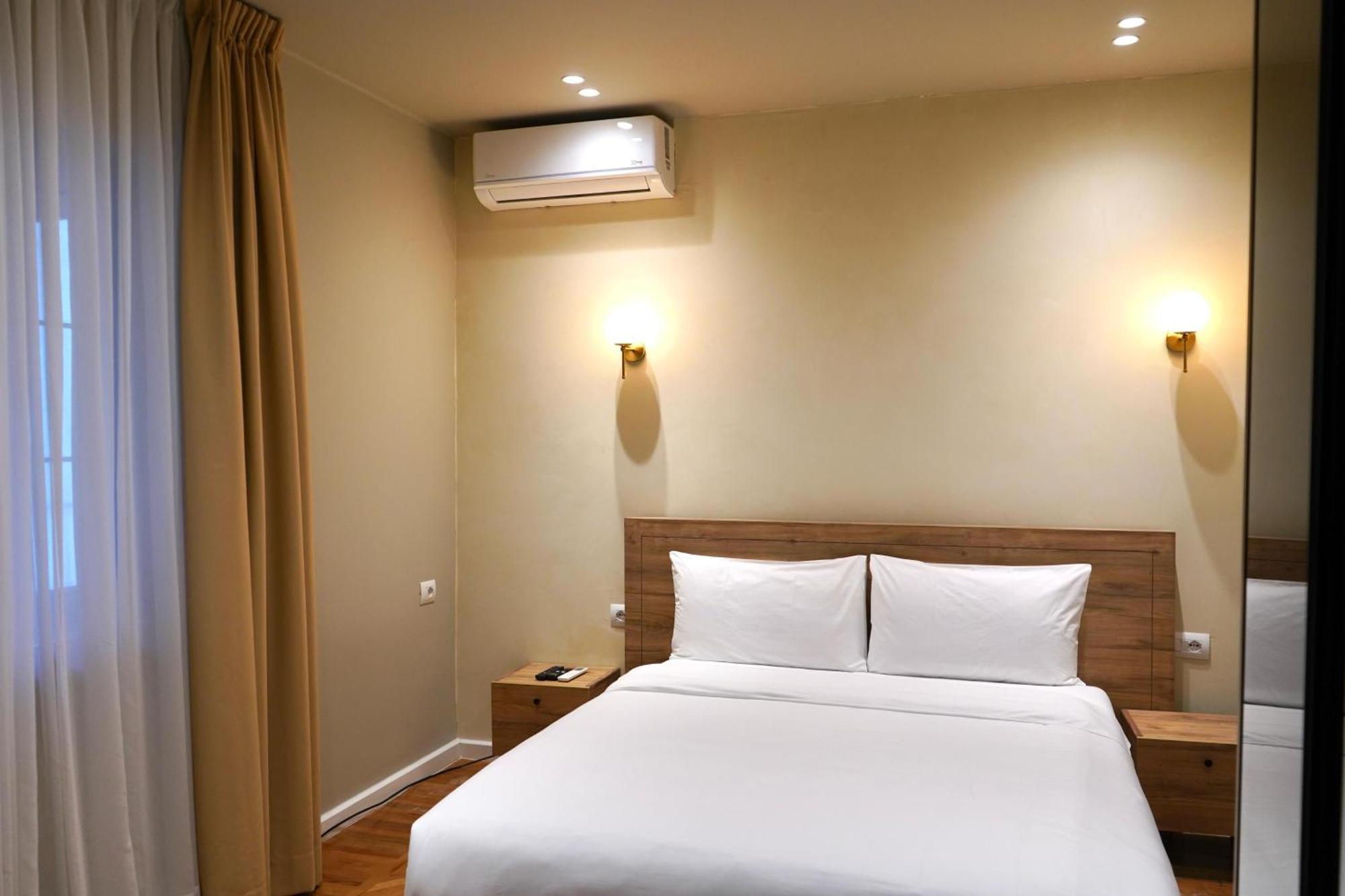 Vater Apartments Tirana Bagian luar foto